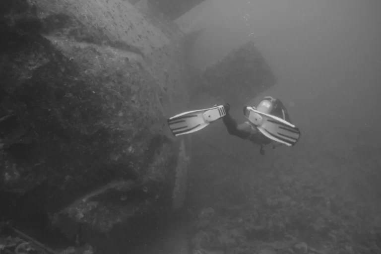 El Mina Wreck Side